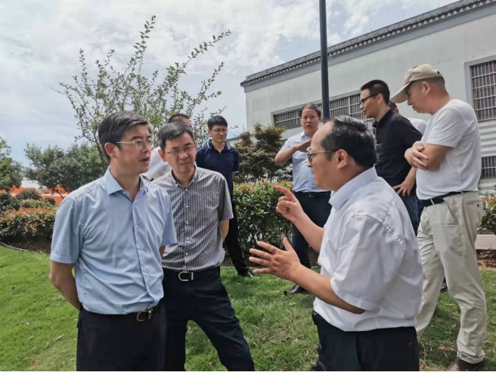 象山县水务集团董事长考察舟山永兴河现场